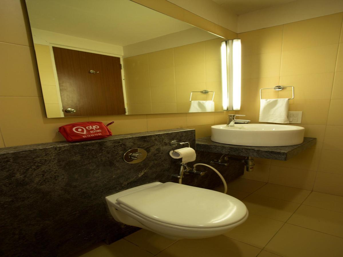 Hotel Oyo 13771 Executive Residency Púna Exteriér fotografie