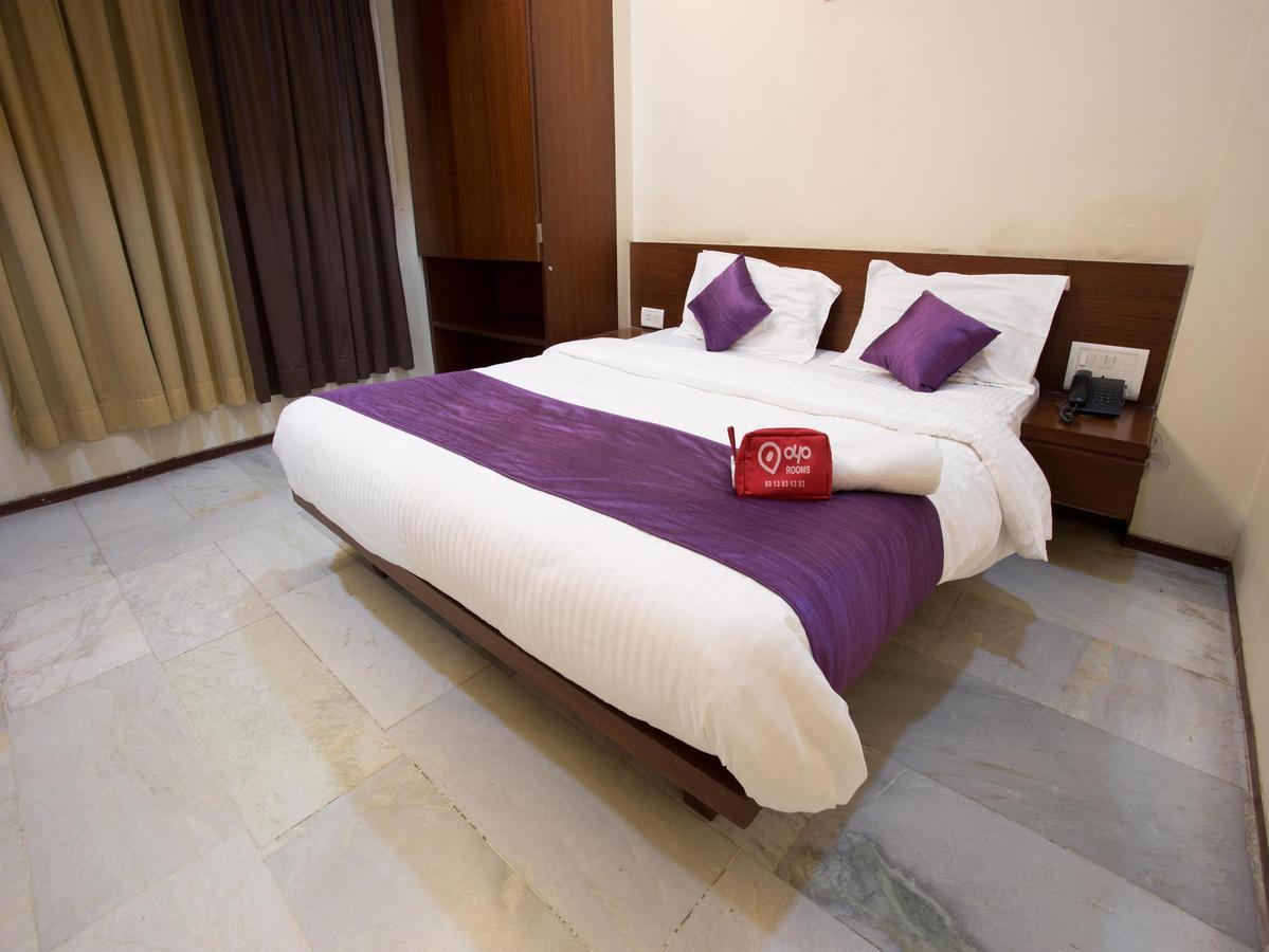 Hotel Oyo 13771 Executive Residency Púna Exteriér fotografie